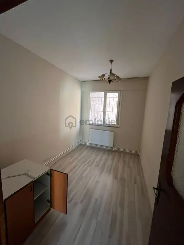 🏢 Panayır Mahallesinde Yatırımlık 3 Katlı Satılık Bina! 3