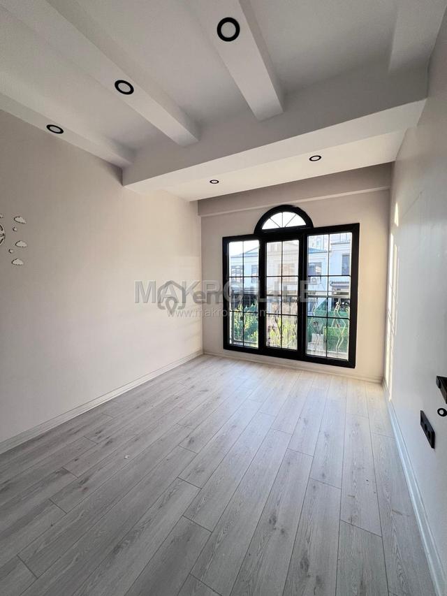 Final Okulları Civarı'nda Müstakil Yaşam Fırsatı Kiralık Villa 5