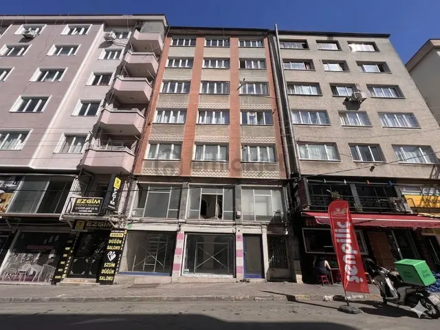Roma’ Dan Selimzade Mahallesi’ Nde Satılık Daire Roma’ Dan Selimzade Mahallesi’ Nde Satılık Daire