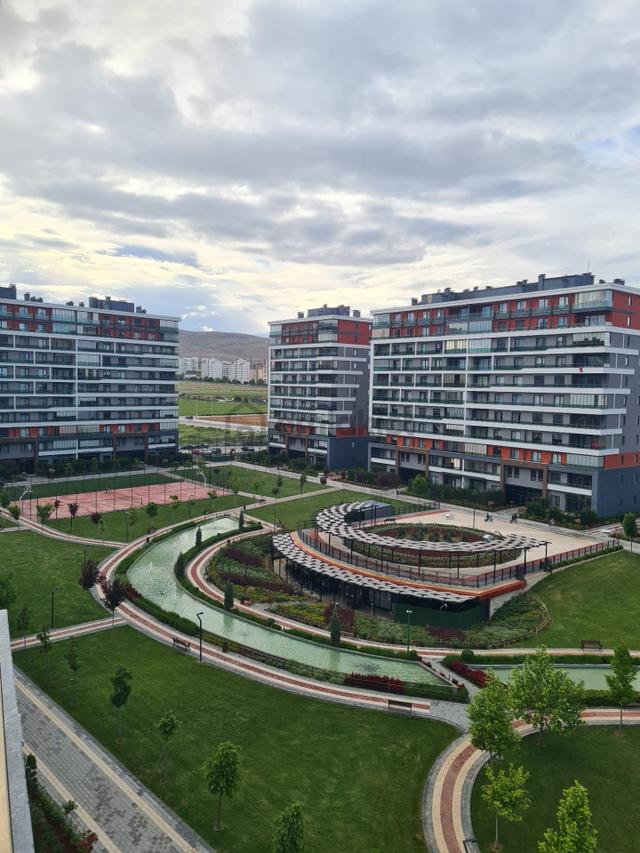 Yazır Mah. Altınvadi Konutları Ara Kat Lüks 4+1 Daire Site İçi Yazır Mah. Altınvadi Konutları Ara Kat Lüks 4+1 Daire Site İçi
