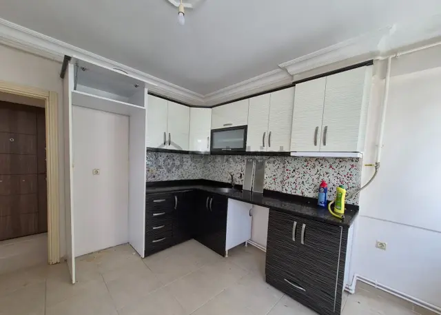 Merkezi Konumda Kiralık 1+1 Daire 3