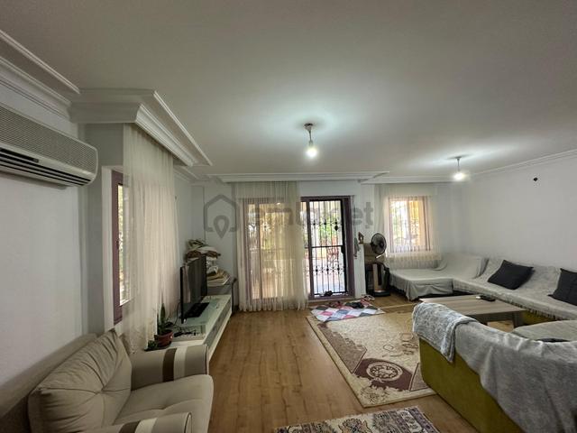 Özdere Orta Mahalle'de Denize Sıfır 5+1 Villa 5
