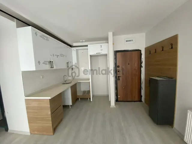 Karınca'dan Tecede Merkezi Konumda Havuzlu Sitede 2+1 Satılık 3