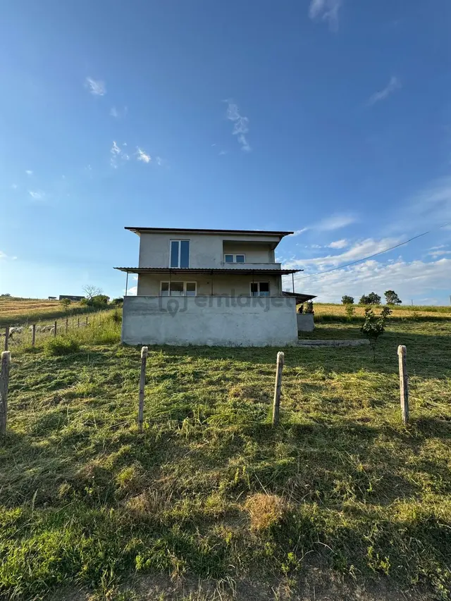 Samsun Bafra Da Satılık 6809 M² Tarla Ve Müstakil Ev