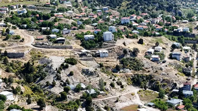 Kumluca Güzören Karagöl'de Deniz Manzaralı 535 M² İmarlı Arsa 2