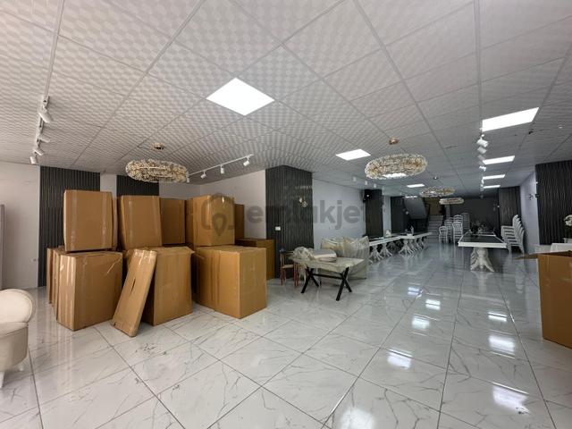 Akev Gayrimenkul'den Atakent Emniyet Müd. Yanı 3 Katlı Dükkan 4