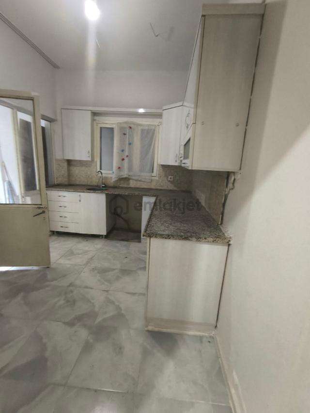 Mükemmel Konumda Kiralık İşyeri Ofis 2+1 Bahçeli 2