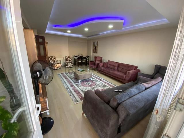 Acil Buca Şirinyer Merkezde 3+1 145m2 Dgazlı Ayrı Mutfak Ferah Daire 4