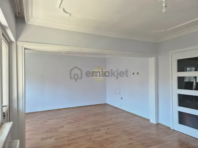 Hb'den 3+1 Kiralık Daire,egemenlik Bulvarı Üzerinde Doğalgazlı 4