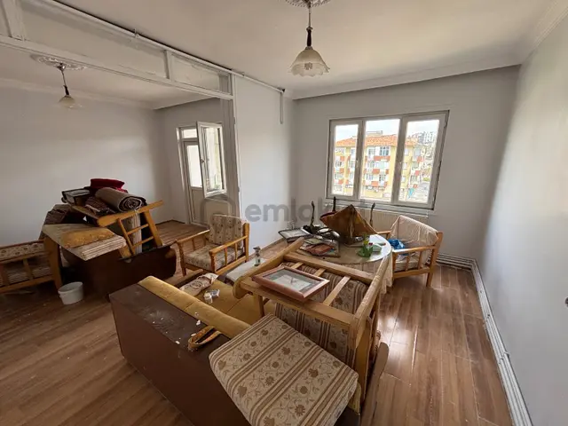 Kolejtepe Mahallesi Hoşgör Caddesinde 2+1 Satılık Daire 1