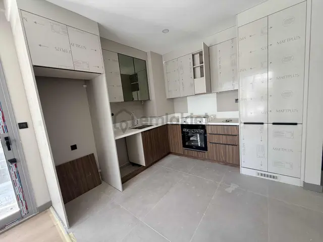 Altıntaş 40 Lık Yola Yakın Lüks Proje De Ebebeyn Banyolu 2+1 2