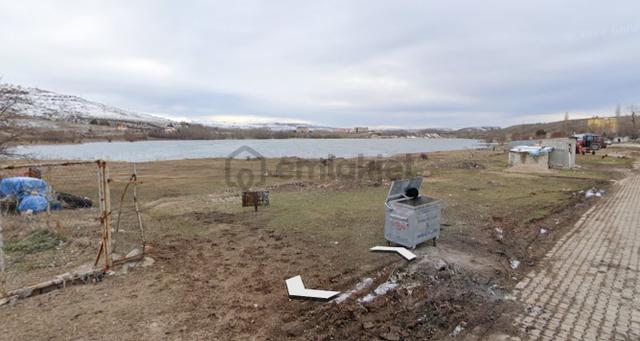 Pınarbaşı Hürriyette Emsal 0.40 Temiz Arsa. Yerleşim İçinde. 3