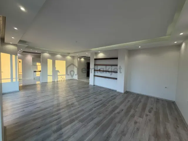 Özgün Gm'den - Güzelyurt'ta Havuzlu Sitede Kiralık 3+1 Ara Daire 2