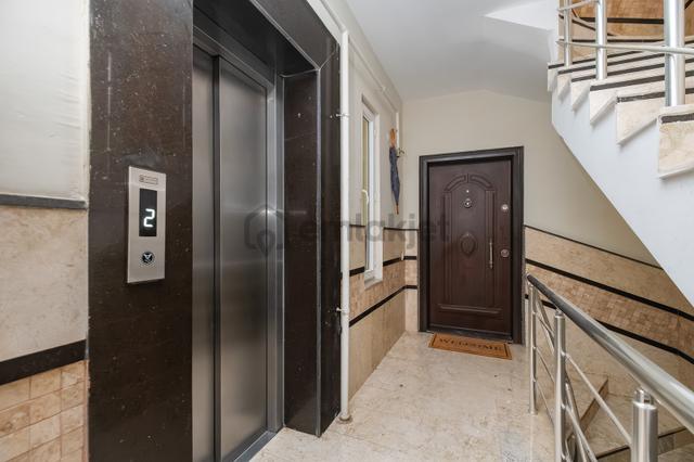Konyaaltının Gözde Semtinde İkbal Konaklarında 5+1 Dubleks Daire 4