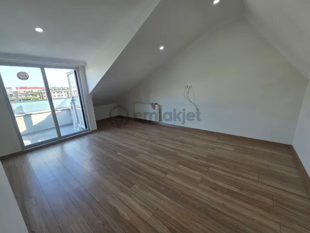 Taşoluk Mah.’de Kiralık 1+1 Daire 5