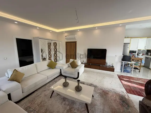 Güzelobada Müstakil Bahçeli Villa Tadında 4+2 Çift Daire 4