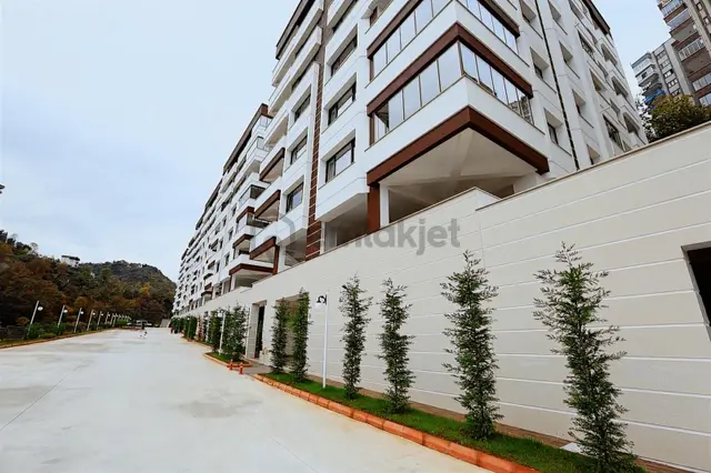 Trabzon Beşirlide 175 M2 3+1 Ultra Lüsk Satılık Daire 3