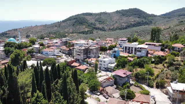 Edremit Avcılar Köy İçinde İmarlı Kapı Numaralı Bahçe 1