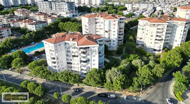 Süleymanpaşa Yalıkolu Sitesi'nde Kiralık Deniz Manzaralı Daire 1