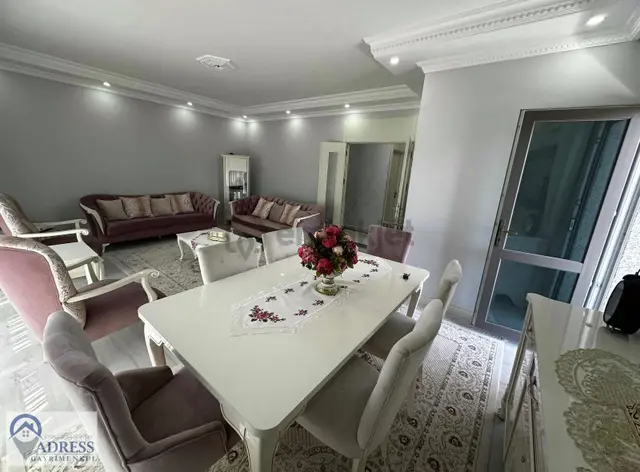 Ataşehirin Yanı Başında Yeni Binada 160 M2 Geniş Balkonlu 3,5+1 3