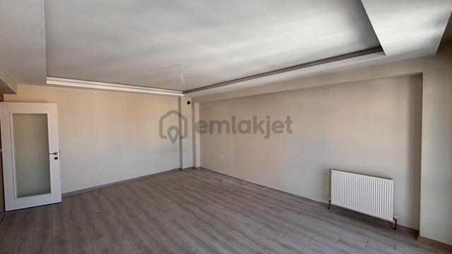 Nilüfer Esentepe Katre Park Oba 1 Sitesinde Arakat 3+1 Daire 5