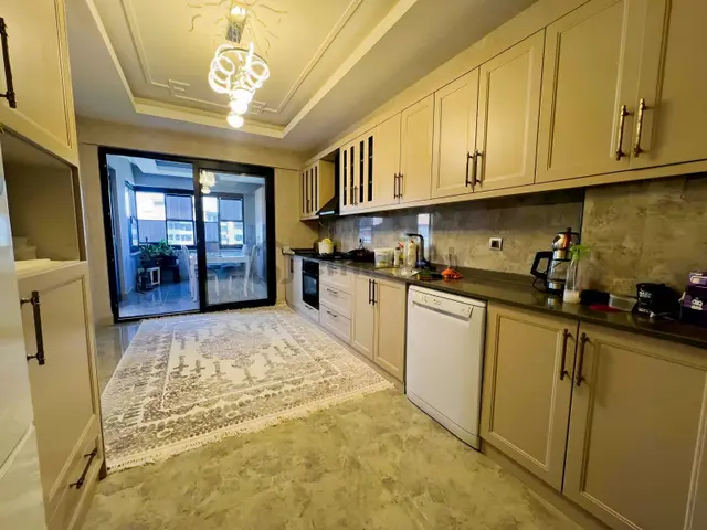 Konumdan Satılık 3,5+1 **-deluxe Akıllı Daire-** Yerden Isıtmalı 4
