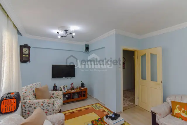 Kuşadası Merkezde Geniş Bahçeli 3+1 Giriş Katı Daire 4