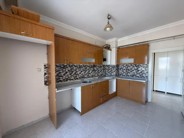 Behice Konutlarında Kiralık 4+1 Daire 3