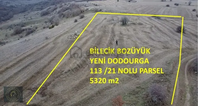 Bilecik Bozöğükte Kadastrol Yollu Göl Manzaralı 5320 M Arazi 2