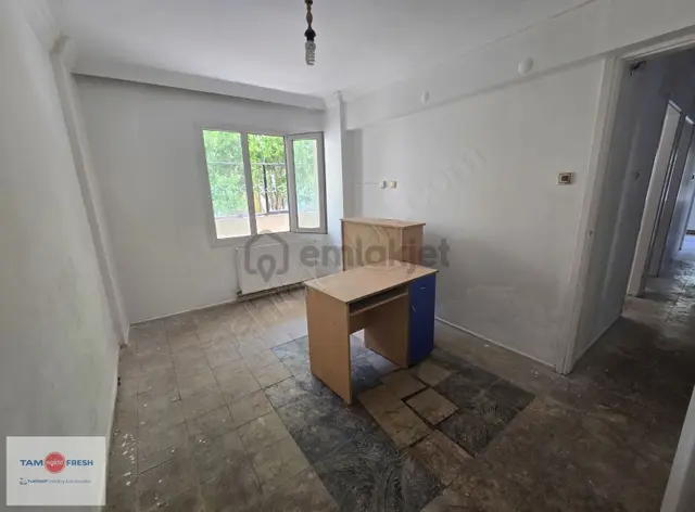Bayraklı Onur Mh. Satılık 3+1 Yüksek Giriş Daire 2