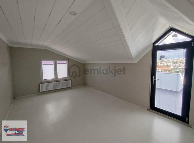 Remax Şehir'den Satılık Dublex Daire 4