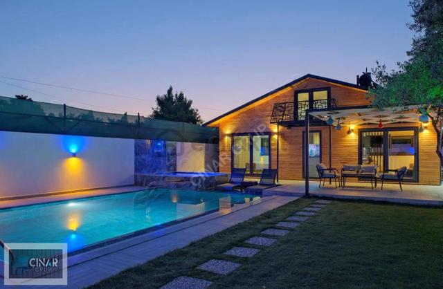 Babataşında Sahile Yakın 2+1 Tine House 3