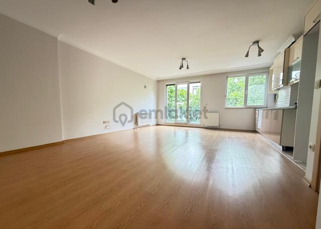 İdealtepe'de Marmaraya Yakın Ön Cephe Ara Kat 2+1 Daire 5