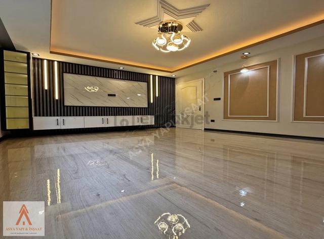 Merkezi Konum 140m2 Oturuma Hazır Balkonu Acil Satılık 3+1 Daire 1