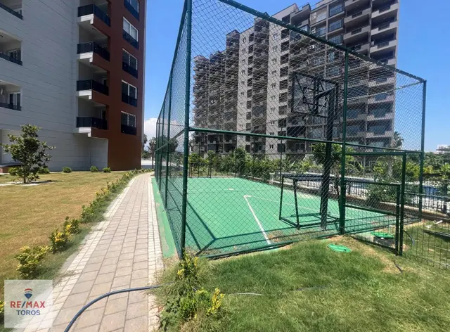Remax Toros'tan Çeşmeli'de Denize Yakın Havuzlu 1+1 4