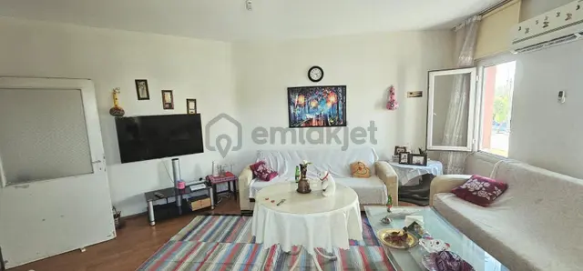 Arve'den Üçocak Mh'de Cadde Üzeri, Geniş Ve Masrafsız 3+1 2