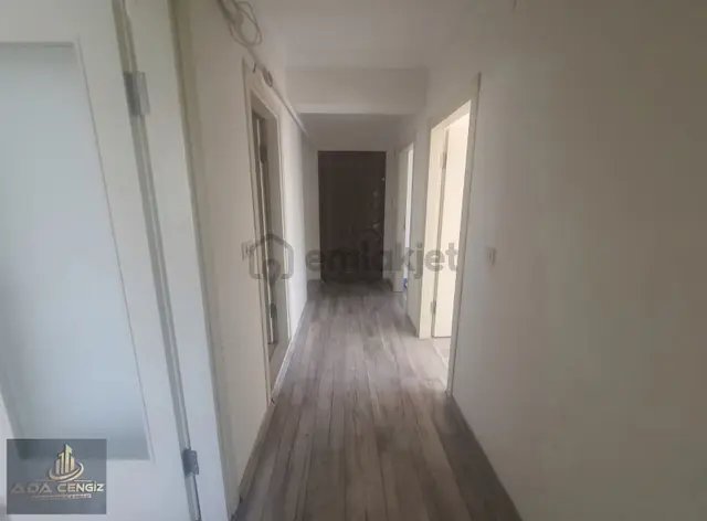 Serdivan Yazlık Ta Cok Merkezi Konumu Olan 2+1 Daire 3