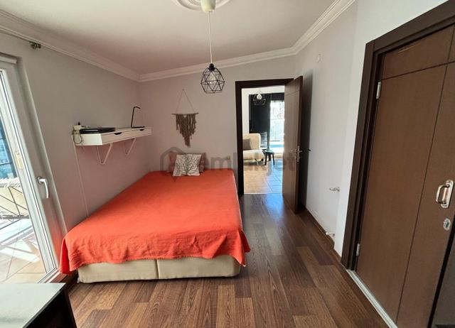 Çağlayan Barınaklarda Sahile 115 Mt Deniz Görür Dubleks Daire 5