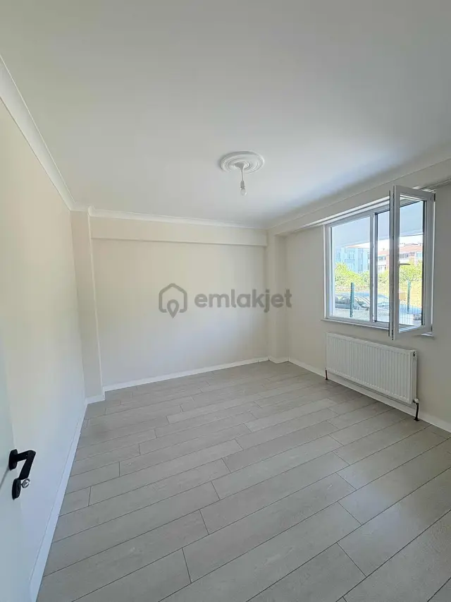 Havuzlarda Sıfır Yüksek Giriş Daire 3