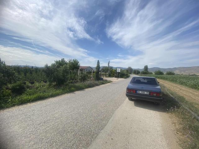 Akar Emlaktan Satılık Tarla Yeşilova Merkez 5