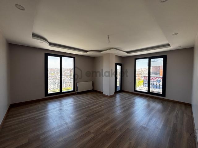 Sahil Mahallesi Yeni Binada Vadi Manzaralı 3+1 Satılık Daire 4