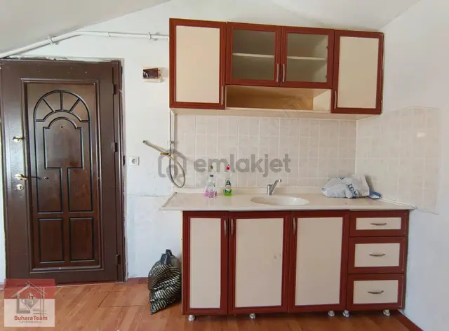 Çekmeköy Mimarsinan Mh Kiralık 1+1 60m2 Çatı Katı 3