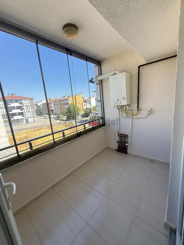 Akkaya İnşaatan Çoban Çeşme Mah Ara Kat 2+1 Daire 3