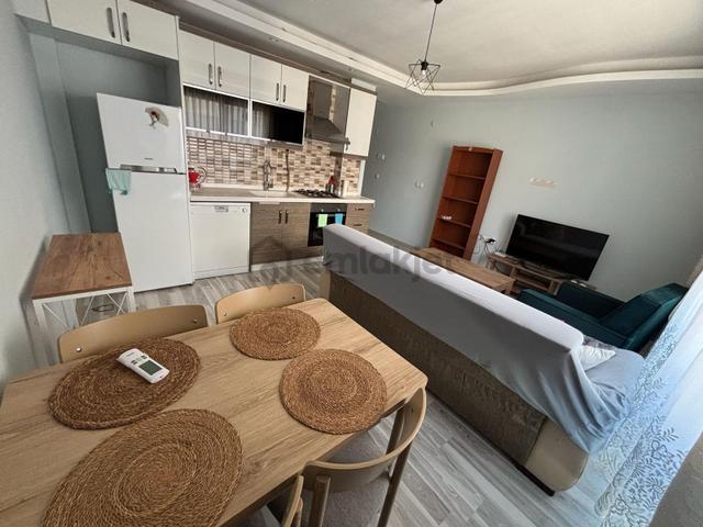 Küçük Çiğlide Yaşam Ve Yatırıma Uygun, Kullanışlı 1+1 Daire 4