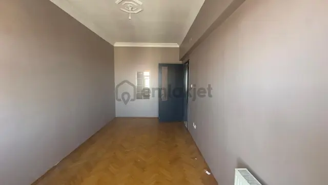 Beylikdüzü Migros Ve E5 Arkasında 3+1 Kiralık Daire 4