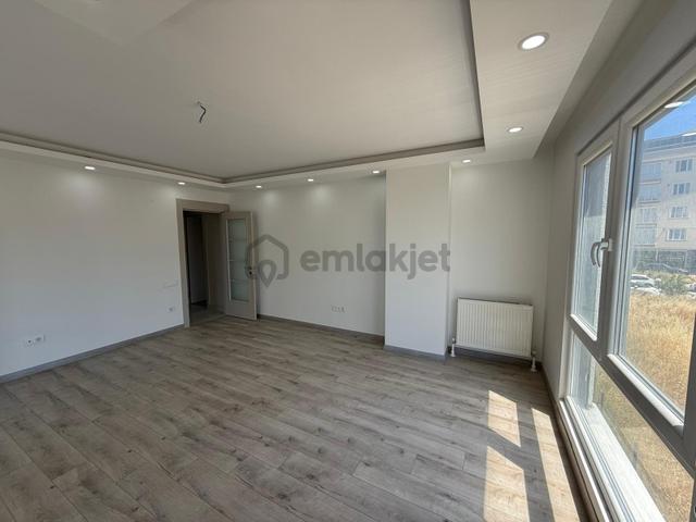 Beylikdüzü Gürpınar'da Doğa İle İç İçe Ferah Lüx 2+1 Geniş Daire 5
