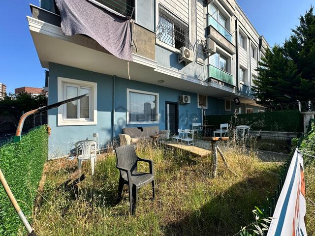 Aktif'ten Çiftlikköy'de Satılık Ön Kullanım Alanlı 90 M2 Dükkan 4