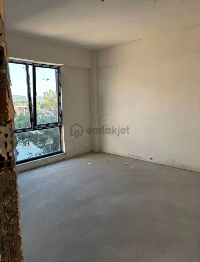 Çanakkale Ayvacıkta Önü Açık Merkezi Konumda 2+1 Daıre 3