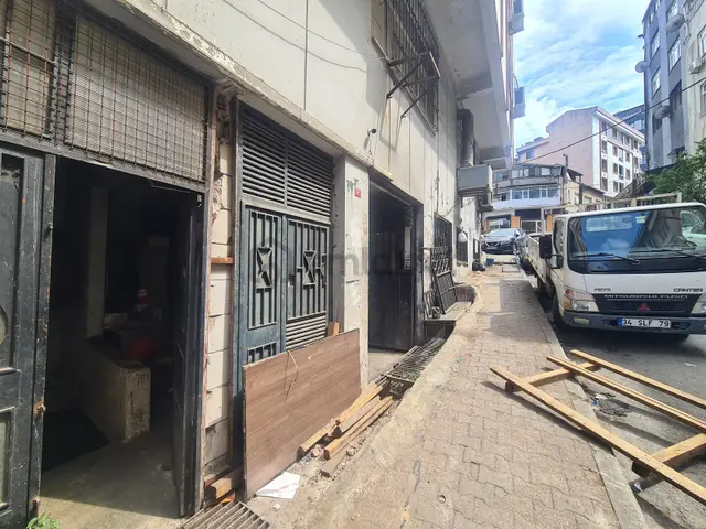 Garanti Gayrimenkul'den İmalathaneye Uygun Kiralık Dükkan 2