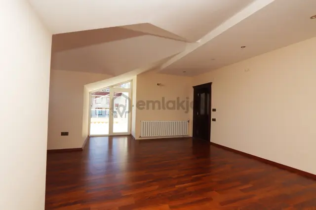 Alanya Merkez 5+1 Dublex 240m2 Lüx Aktivite Site Vatandaşlık Var 4